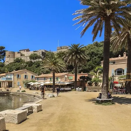 Апартаменты Magnifique Mediterraneen